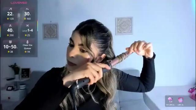 Image 3 of ice_y_abigail Stream on Chaturbate on 1 month ago