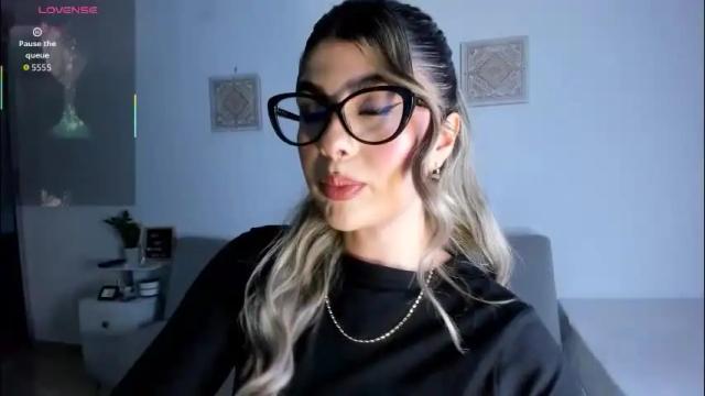 Image 7 of ice_y_abigail Stream on Chaturbate on 1 month ago