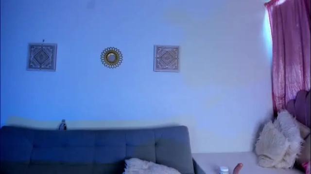 Image 2 of ice_y_abigail Stream on Chaturbate on 1 month ago