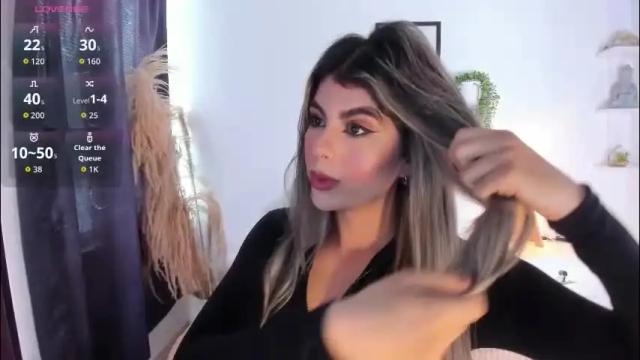 Image 2 of ice_y_abigail Stream on Chaturbate on 25 days ago