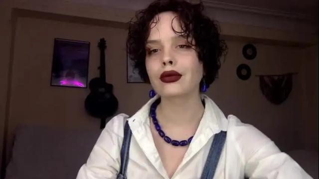 Image 12 of icecreamamy Stream on Chaturbate on 7 months ago