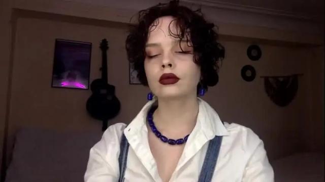 Image 6 of icecreamamy Stream on Chaturbate on 7 months ago