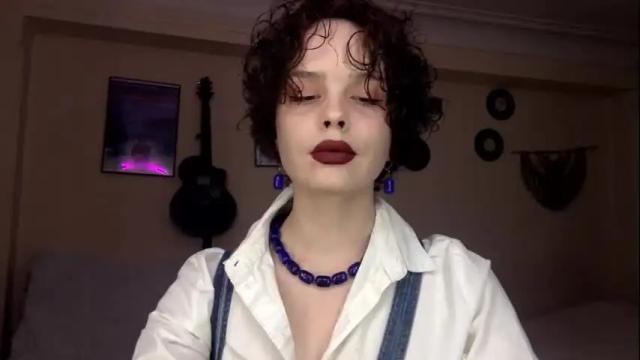 Image 8 of icecreamamy Stream on Chaturbate on 7 months ago