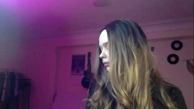 Image 4 of icecreamamy Stream on Chaturbate on 7 months ago