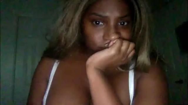 Image 4 of icedcoffeex Stream on Chaturbate on 1 month ago