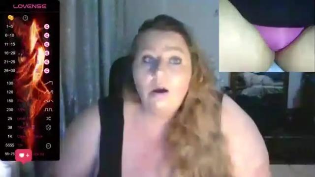 Image 3 of iceprincess2bad4u Stream on Chaturbate on 17 months ago