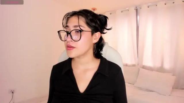 Image 6 of iconic_cherry Stream on Chaturbate on 19 months ago