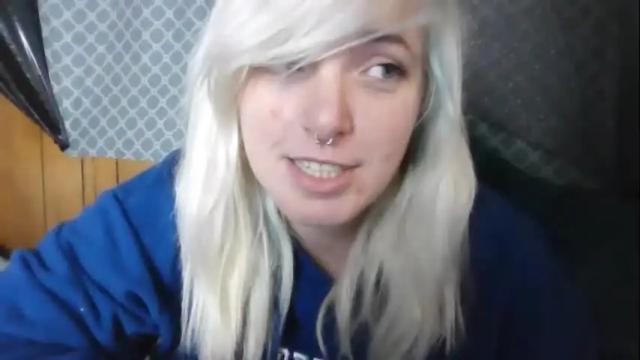 Image 3 of icykittiesbitch95 Stream on Chaturbate on 17 months ago