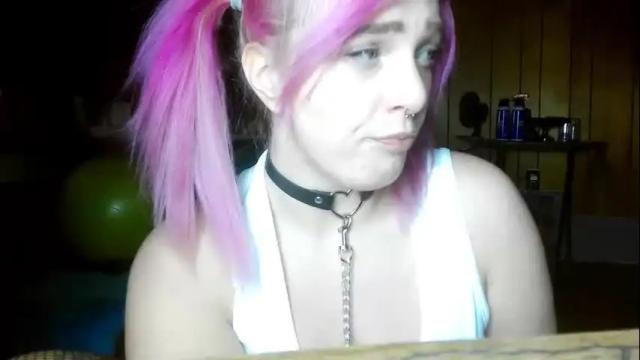 Image 12 of icykittiesbitch95 Stream on Chaturbate on 18 months ago