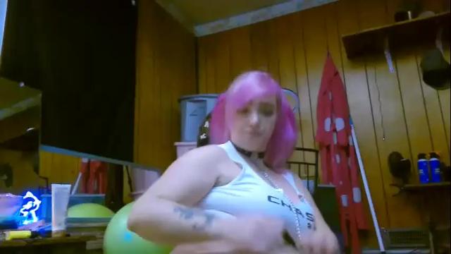 Image 4 of icykittiesbitch95 Stream on Chaturbate on 18 months ago