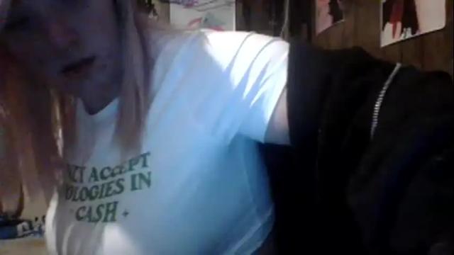 Image 3 of icykittiesbitch95 Stream on Chaturbate on 15 months ago