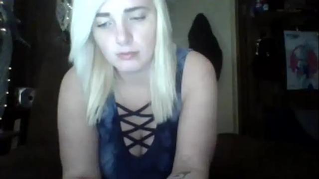 Image 6 of icykittiesbitch95 Stream on Chaturbate on 13 months ago
