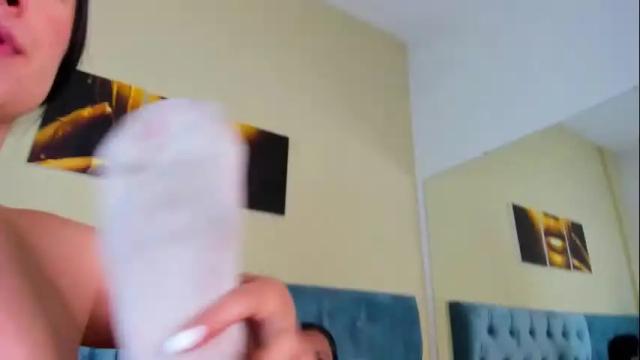 Image 4 of icysweetcam Stream on Chaturbate on 1 month ago