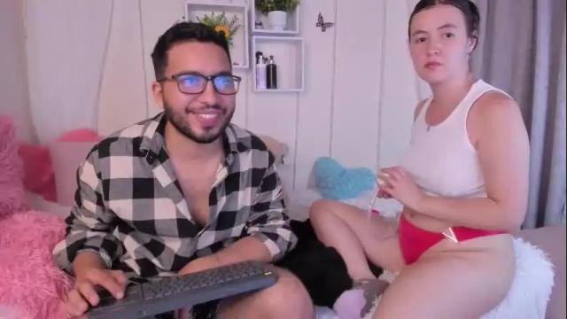 Image 3 of idara_and_edahi Stream on Chaturbate on 1 month ago