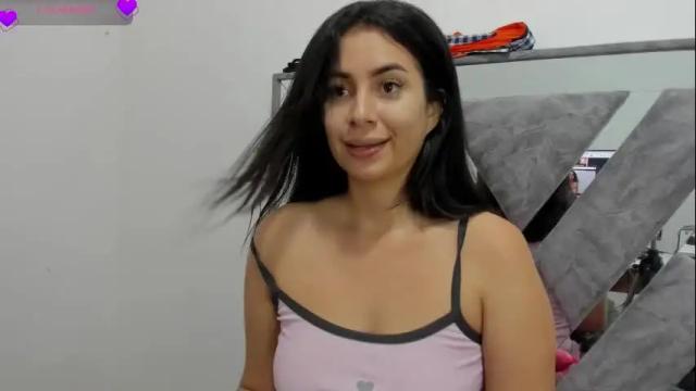Image 4 of idarazanin24 Stream on Chaturbate on 2 months ago