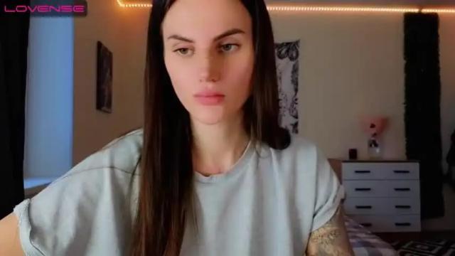Image 4 of idealova Stream on Chaturbate on 16 months ago