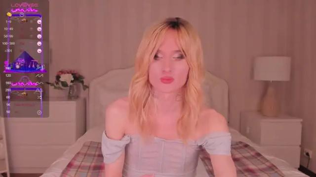 Image 6 of idealovnet Stream on Chaturbate on 13 months ago