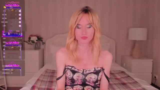 Image 10 of idealovnet Stream on Chaturbate on 13 months ago