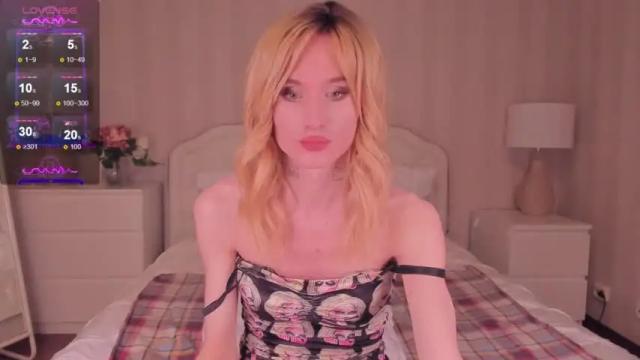 Image 8 of idealovnet Stream on Chaturbate on 12 months ago
