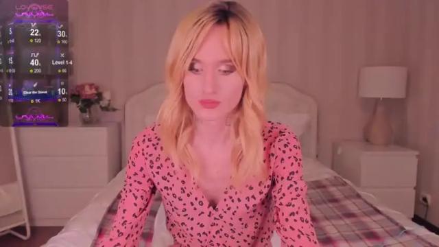 Image 7 of idealovnet Stream on Chaturbate on 12 months ago