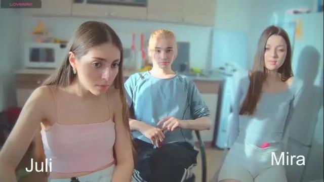 Image 11 of ihavepaws33 Stream on Chaturbate on 1 month ago