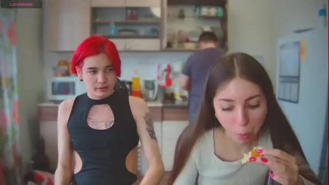 Thumbnail 1, ihavepaws33's Stream at Chaturbate, 24 days ago