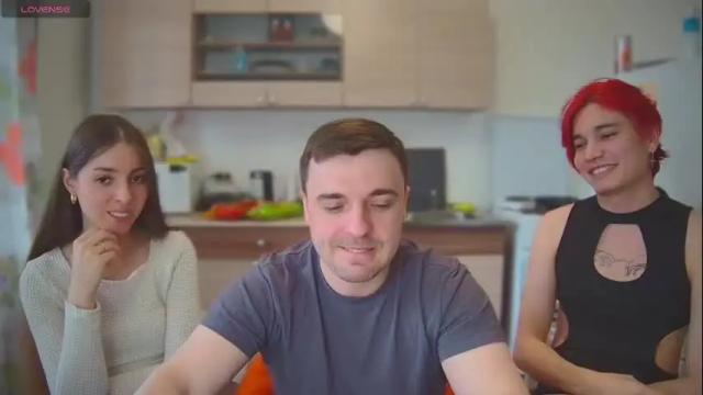 Image 8 of ihavepaws33 Stream on Chaturbate on 27 days ago