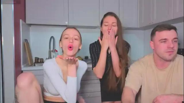 Thumbnail 3, ihavepaws33's Stream at Chaturbate, 1 month ago