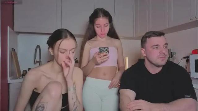 Thumbnail 1, ihavepaws33's Stream at Chaturbate, 1 month ago