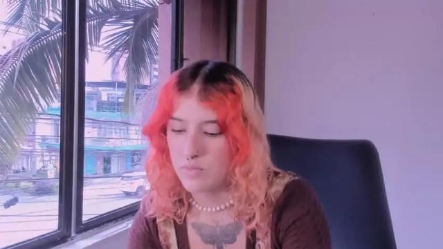 Image 12 of iiam_valentinaa Stream on Chaturbate on 12 months ago