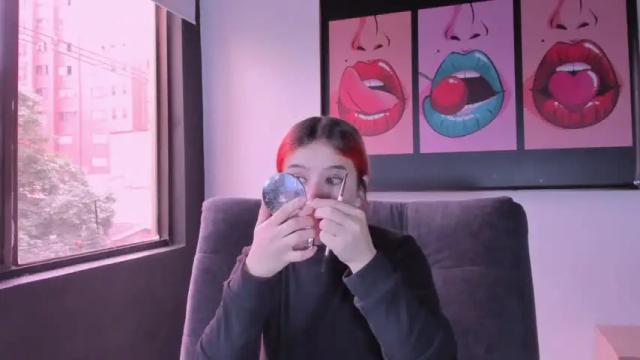 Image 6 of iiam_valentinaa Stream on Chaturbate on 12 months ago