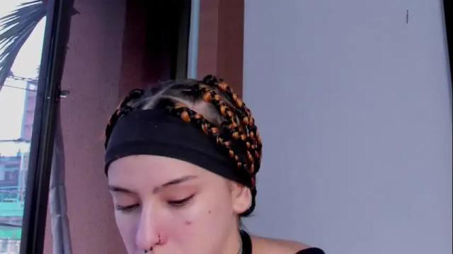Image 4 of iiam_valentinaa Stream on Chaturbate on 7 days ago