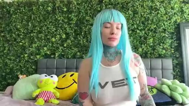 Image 12 of iiixbostonxiii Stream on Chaturbate on 12 months ago