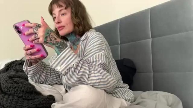 Image 6 of iiixbostonxiii Stream on Chaturbate on 23 days ago