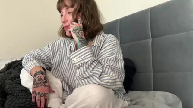 Image 8 of iiixbostonxiii Stream on Chaturbate on 23 days ago
