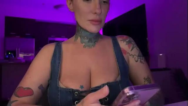 Thumbnail 3, iiixbostonxiii's Stream at Chaturbate, 1 month ago