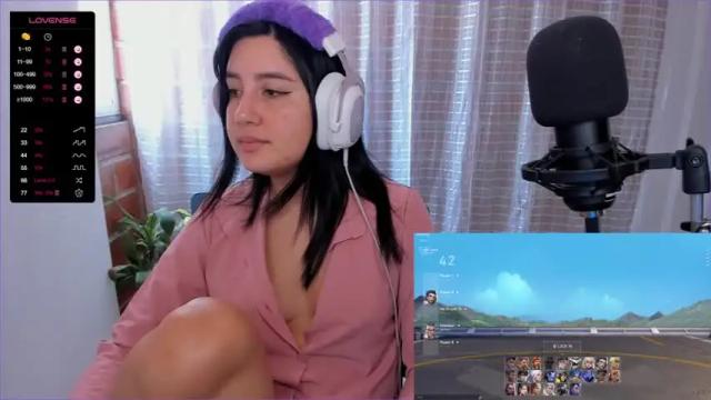 Image 4 of iissaabeel_ Stream on Chaturbate on 15 months ago