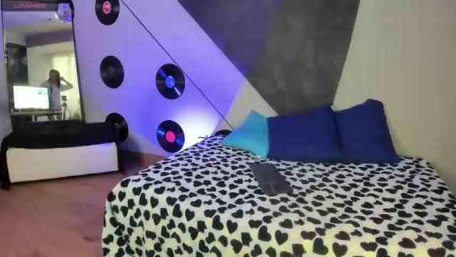 Image 10 of ikaika_ Stream on Chaturbate on 19 months ago