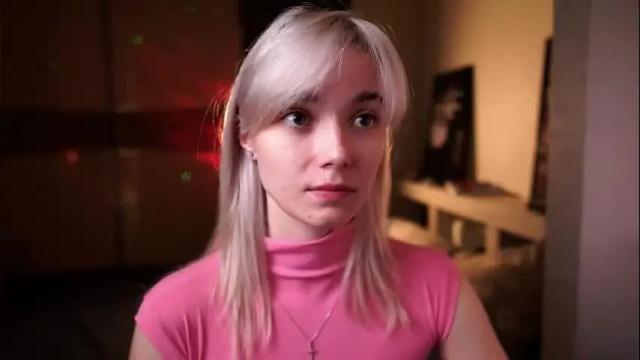 Image 12 of ileanacampbel Stream on Chaturbate on 3 months ago