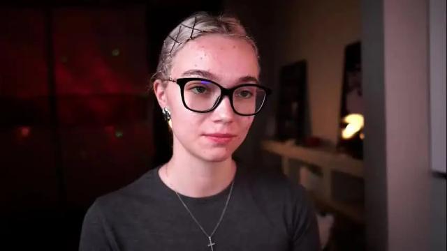 Image 12 of ileanacampbel Stream on Chaturbate on 3 months ago