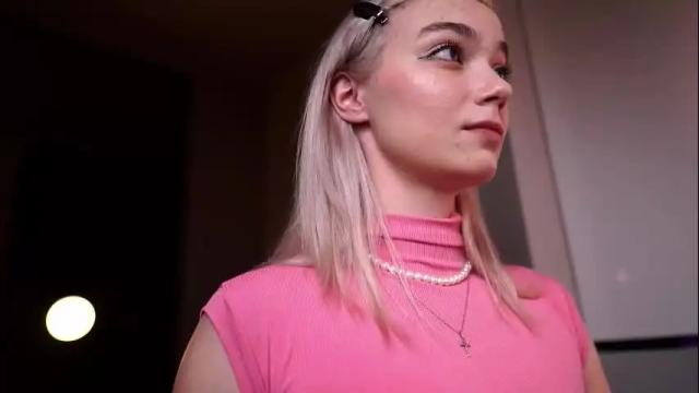 Image 11 of ileanacampbel Stream on Chaturbate on 3 months ago