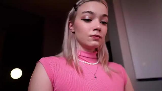 Image 3 of ileanacampbel Stream on Chaturbate on 3 months ago