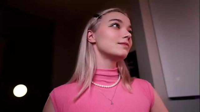 Image 8 of ileanacampbel Stream on Chaturbate on 3 months ago