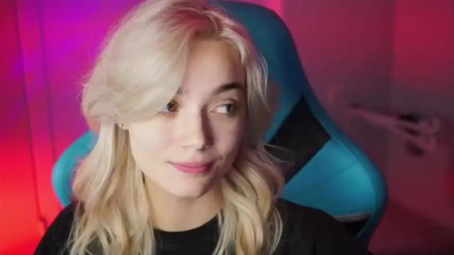 Image 10 of ileanacampbell Stream on Chaturbate on 16 months ago