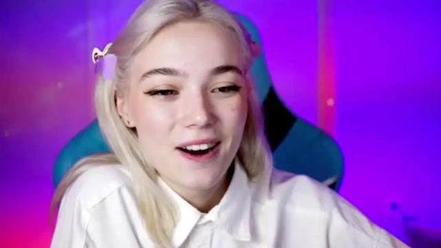 Image 7 of ileanacampbell Stream on Chaturbate on 15 months ago