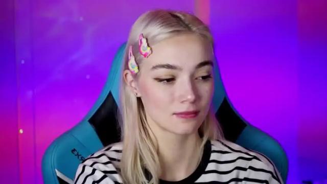Image 3 of ileanacampbell Stream on Chaturbate on 15 months ago