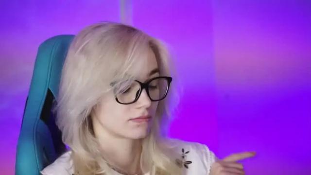 Image 3 of ileanacampbell Stream on Chaturbate on 14 months ago