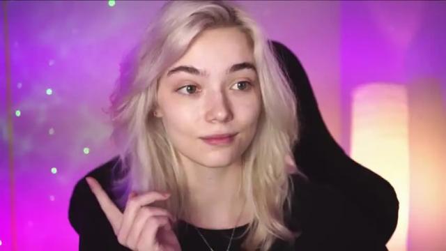 Image 4 of ileanacampbell Stream on Chaturbate on 14 months ago