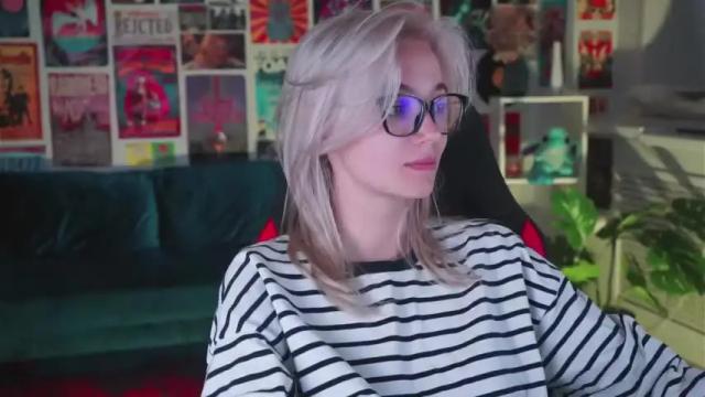 Image 3 of ileanacampbell Stream on Chaturbate on 14 months ago