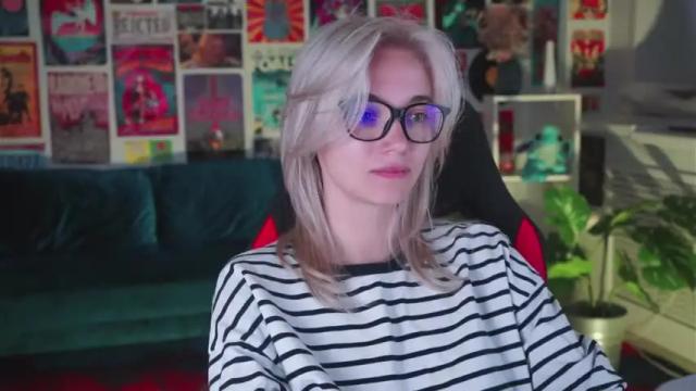 Image 4 of ileanacampbell Stream on Chaturbate on 14 months ago
